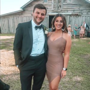 Meet your Posher, Caroline